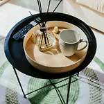 아파트 Cozy Seaside One-bedroom Penthouse