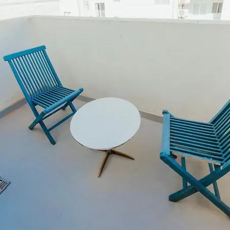 דירה Cozy Seaside One-bedroom Penthouse סליאמה