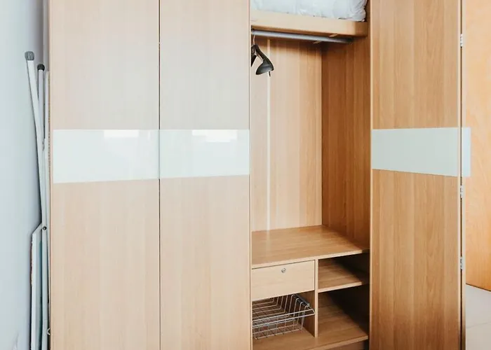 شقة Cozy Seaside One-bedroom Penthouse سليمة